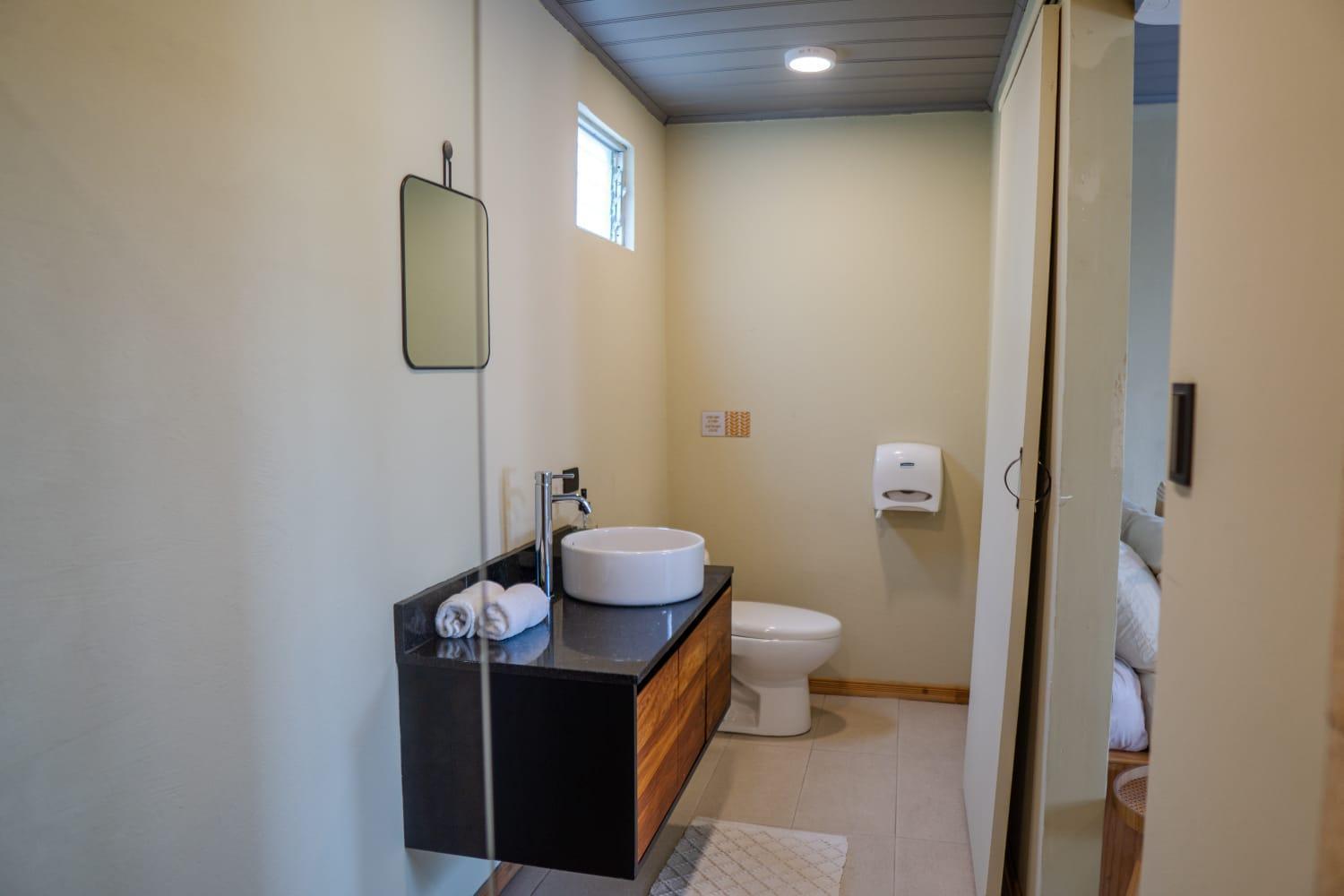 Guápiles Hotel Y Cabinas Del Tropico מראה חיצוני תמונה