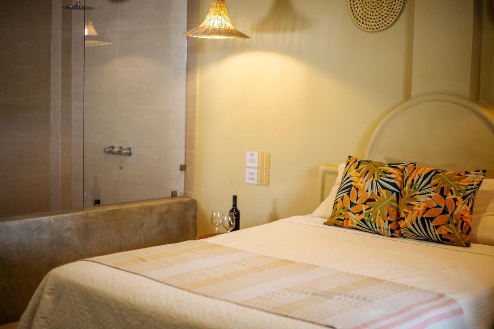 Guápiles Hotel Y Cabinas Del Tropico מראה חיצוני תמונה